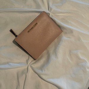 Michael Kors Small Light Pink Wallet